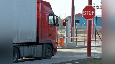 'Қозоғистон Россияга 100 дан ортиқ турдаги товарлар етказиб беришни тўхтатади'ning rasmi