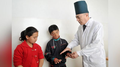 '​Germaniyalik shifokorlar Farg`onada bolalarni tibbiy ko`rikdan o`tkazdi'ning rasmi