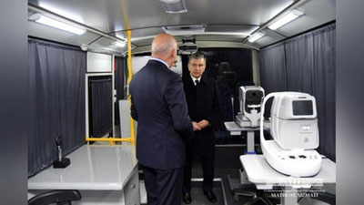 'Shavkat Mirziyoyev Qo`ng`irot tumanidagi oilaviy poliklinikani borib ko`rdi'ning rasmi