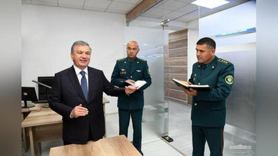 Изрображение 'Шавкат Мирзиёев ознакомился с новым отделом внутренних дел в Ангрене (фото)'