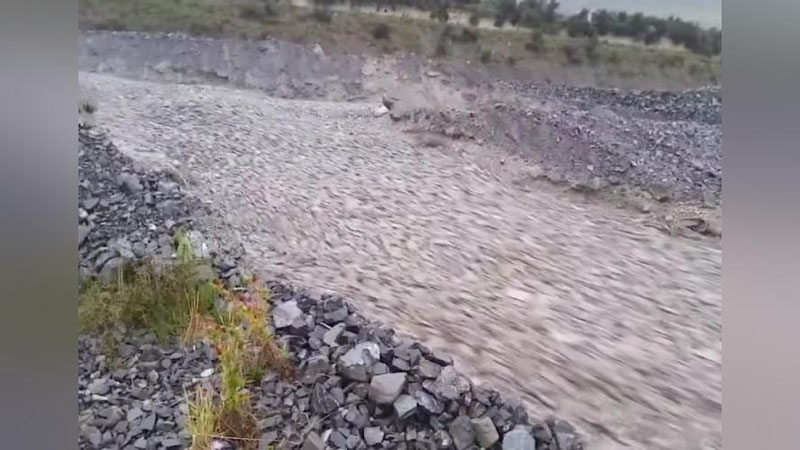 Изрображение 'УДИВИТЕЛЬНОЕ ЗРЕЛИЩЕ: КАМЕННАЯ РЕКА В НОВОЙ ЗЕЛАНДИИ (ВИДЕО)'