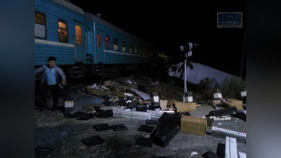 'Ellikqal`ada poezd va yuk mashinasi to`qnashib ketdi'ning rasmi