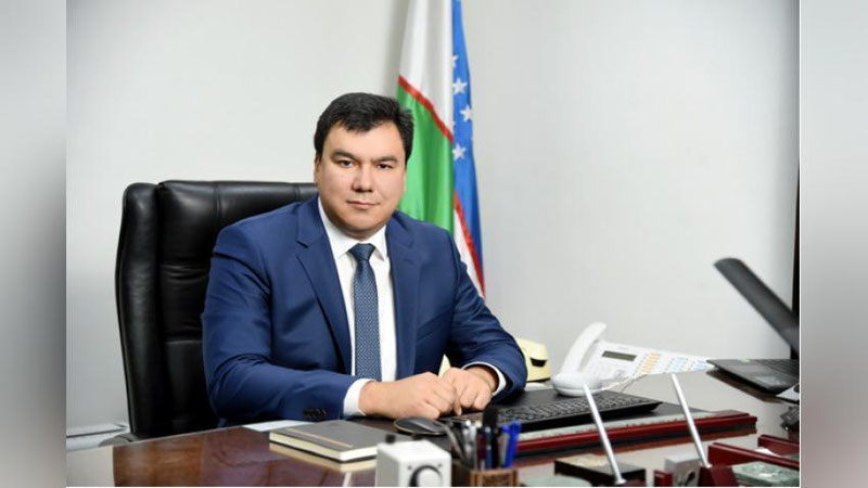 'Rektor universitet professor-o`qituvchilari va talabalari bilan uchrashdi'ning rasmi