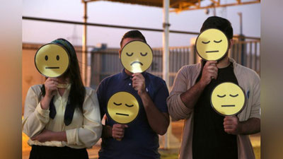 Изрображение 'ЛЮДИ ВО ВСЕМ МИРЕ СТАЛИ ЗЛЕЕ И ПЕЧАЛЬНЕЕ'