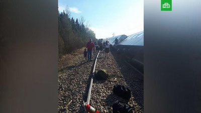 'Kanadada yo`lovchi poezdi relsdan chiqib ketdi (Video)'ning rasmi