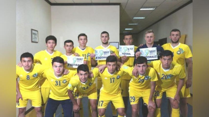 '“Paxtakor” futbol klubi “9 may” aksiyasida ishtirok etdi'ning rasmi
