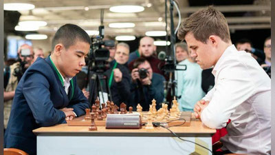 Изрображение '16-ЛЕТНИЙ ШАМСИДДИН ВОХИДОВ СЕНСАЦИОННО ОБЫГРАЛ ЧЕМПИОНА МИРА ПО ШАХМАТАМ'