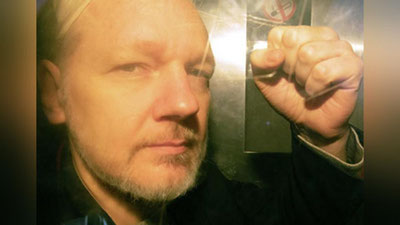 'Assanj 50 haftaga qamaladigan bo`ldi 'ning rasmi