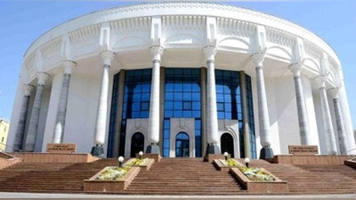Изрображение 'В УЗБЕКСКОМ НАЦИОНАЛЬНОМ ДРАМТЕАТРЕ СТАРТОВАЛ 102-Й СЕЗОН'