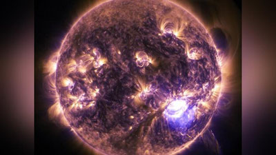 Изрображение 'МОЩНЕЙШАЯ ЗА 12 ЛЕТ ВСПЫШКА ПРОИЗОШЛА НА СОЛНЦЕ'