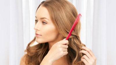 '«Sochlarim to`kilib ketayapti, yordam bering!»'ning rasmi