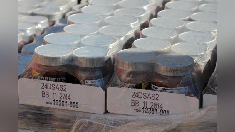 '3 yil muddati o`tgan 6 tonna shokolad va saqichlarning yurtimizga olib kirilishining oldi olindi'ning rasmi