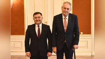 'O`zbekiston elchisi Chexiya prezidentiga ishonch yorliqlarini topshirdi'ning rasmi