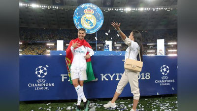 'Ronaldu "Real"dan ketishiga sha`ma qildi 'ning rasmi