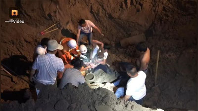 '​6 метрли қудуққа тушиб кетган 2 ёшли қизча қутқарилди (Видео)'ning rasmi