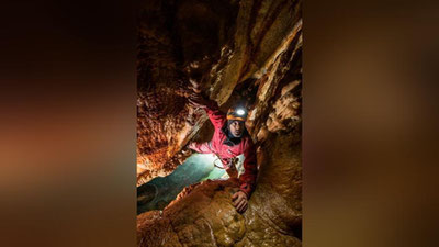 Изрображение 'КОМАНДА NATIONAL GEOGRAPHIC ИССЛЕДОВАЛА УНИКАЛЬНУЮ ПЕЩЕРУ В УЗБЕКИСТАНЕ (ФОТО)'