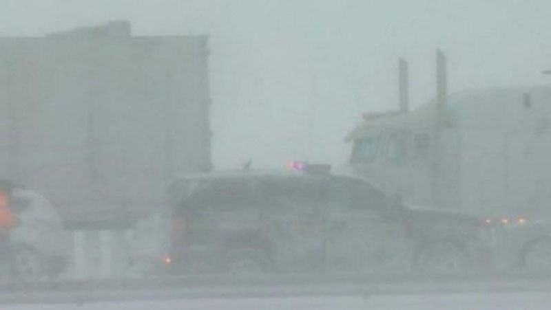 'AQShDA 35 TA MAShINA IShTIROKIDA YTH SODIR BO`LDI'ning rasmi