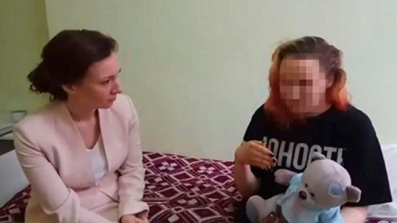 'Sankt-Peterburg metrosidagi portlashda 15 yoshli barnaullik qiz ham yaralandi'ning rasmi