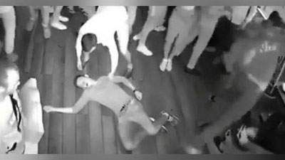 'Tambovda sobiq polisiyachi besh kishini do`pposladi (Video)'ning rasmi