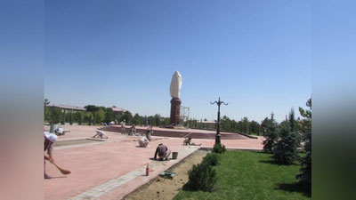 '​САМАРҚАНДДАГИ ИСЛОМ КАРИМОВ ҲАЙКАЛИ БАЙРАМДАН КЕЙИН ОЧИЛАДИ'ning rasmi