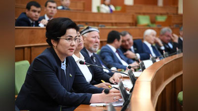 'Сенаторлар тўй-ҳашамларни тартибга солувчи қарорни қабул қилишди'ning rasmi