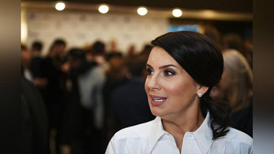 Изрображение 'Актриса и телеведущая Екатерина Стриженова сломала руку в прямом эфире (видео)'