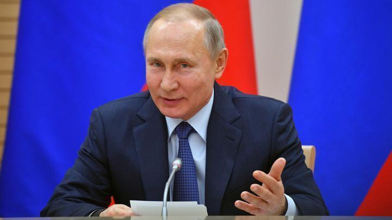'Путин коронавирусга қарши дунёда биринчи вакцина Россияда рўйхатга олинганини эълон қилди (видео)'ning rasmi
