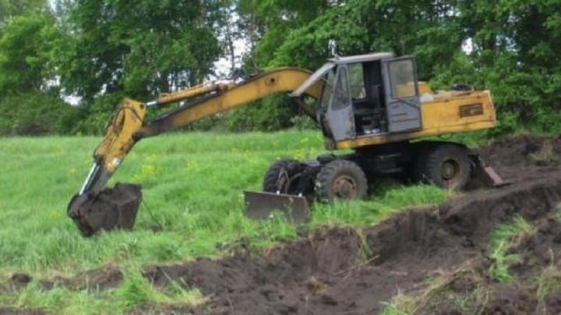 'Tadbirkorlarning unumdor tuproq ustida imorat qurishi taqiqlanadi'ning rasmi