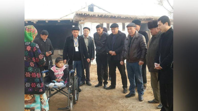 'SURXONDARYo VILOYaT KENGAShI BARChA ETAKChILARGA O`RNAK BO`LIShGA ARZIGULIK TAShABBUS KO`RSATDI'ning rasmi