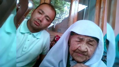 '​123 yoshli farg`onalik momo: Yaratgan sabrimni ko`p sinagan'ning rasmi