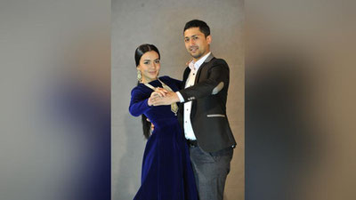 'RUXShONA VA SANJAR: — «SEVGI, BU...  ...TO`PORI QIZNING KELINLIK VAZIFALARINI BEShGA BAJARIDAGAN RAFIQAGA AYLANIShI!»'ning rasmi