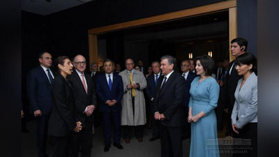 'Prezident Vashingtondagi san`at galereyasini ko`zdan kechirdi'ning rasmi