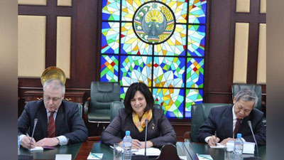 '​Abdulaziz Kamilov ETTB boshqaruvchi direktori bilan uchrashdi'ning rasmi