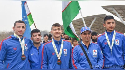 'Боксчиларимиз пул мукофоти билан тақдирланди'ning rasmi