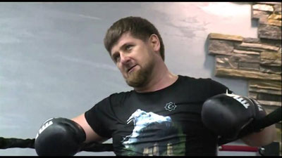 Изрображение 'РАМЗАН КАДЫРОВ  ПРОВЕЛ СПАРРИНГ ПО БОКСУ С ЕМЕЛЬЯНЕНКО (ВИДЕО)'