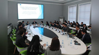 'Tashqi siyosatning huquqiy asoslari mustahkamlanmoqda (foto)'ning rasmi