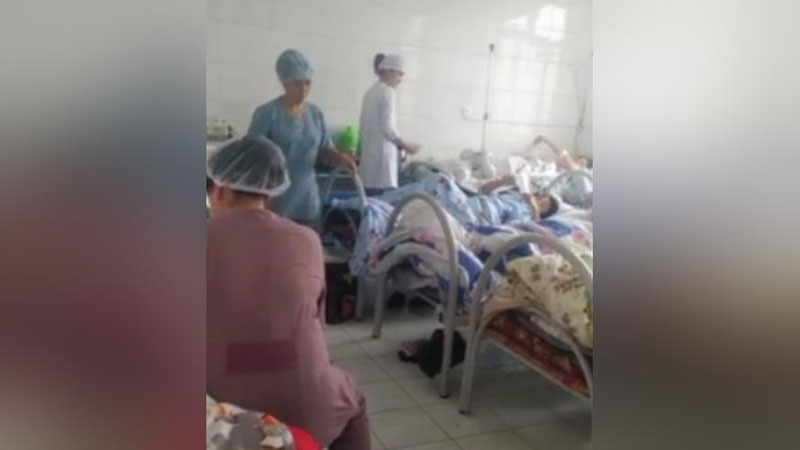 'Chortoqda 15 nafar ayol va bolalarni bir xonaga joylagan tug`uruqxona rahbari lavozimidan ozod etildi'ning rasmi