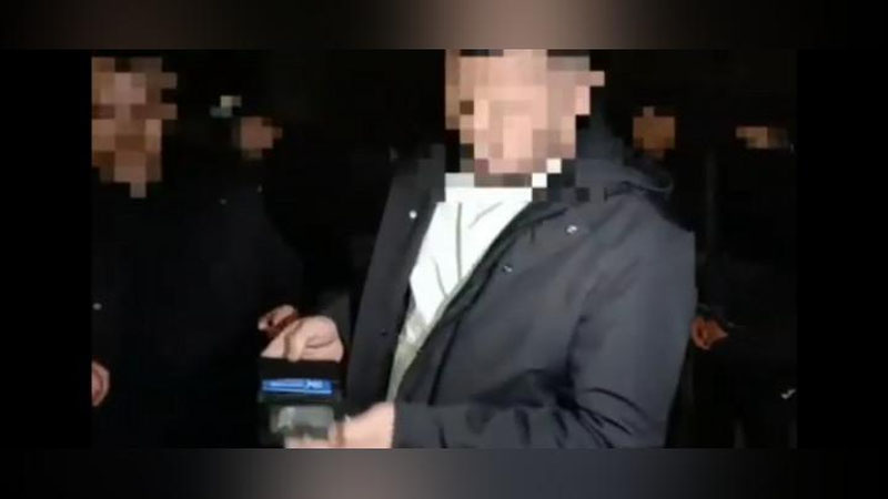 'Turkiyada ishlab chiqarilgan soxta dollarlar Qirg`iziston va O`zbekistonda qayta sotildi (video)'ning rasmi