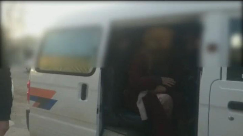 'Surxondaryoda salonida 13 nafar yo`lovchi olib ketayotgan Damas aniqlandi (video)'ning rasmi