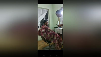 'Mijozga qo`pol munosabat qilgan sartarosh qamaldi'ning rasmi