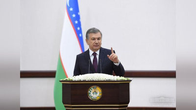 'Shavkat Mirziyoev raisligida Buxoro viloyatini ijtimoiy-iqtisodiy rivojlantirish masalalariga bag`ishlangan faollar yig`ilishi boshlandi'ning rasmi