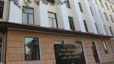 'Diplomatiya universiteti bakalavriatiga o`qishga qabul qilish ikki bosqichda amalga oshiriladi'ning rasmi