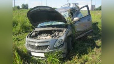 'Navoiyda «Kobalt» ag`darilib ketdi, 3 kishi halok bo`ldi'ning rasmi