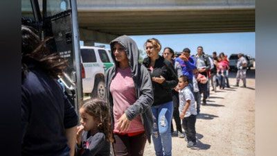 'Nyu-York meri: "Migrantlar oqimi shaharni halokatga olib boradi"'ning rasmi