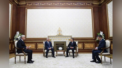 'O`zbekiston Respublikasi Prezidenti Rossiyaning «LUKOYL» kompaniyasi rahbarini qabul qildi'ning rasmi