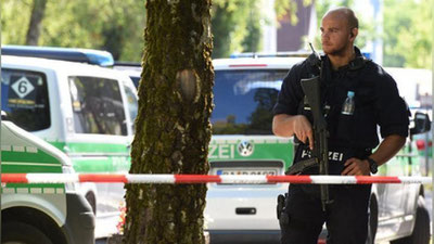 '​ВЕНЕСУЭЛАДА ПОЛИЦИЯ БИЛАН БЎЛГАН ТЎҚНАШУВДА 35 НАФАРДАН ОРТИҚ МАҲБУС ҲАЛОК БЎЛДИ'ning rasmi