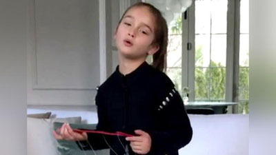 '​Xitoy tilida tabrik aytgan Trampning nabirasi internet foydalanuvchilarini hayratga soldi (Video)'ning rasmi