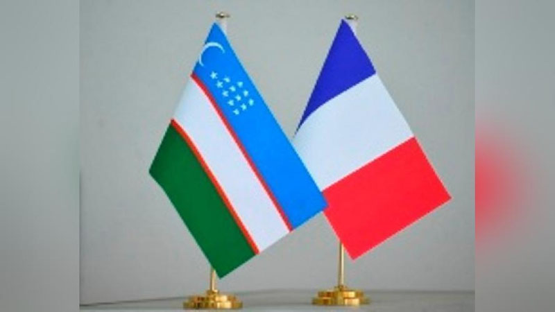 'Абдулазиз Комилов Франция элчисини қабул қилди'ning rasmi