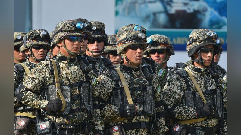 'Ўзбекистонда сержантлар тайёрлаш мактаблари фаолияти якунланди'ning rasmi