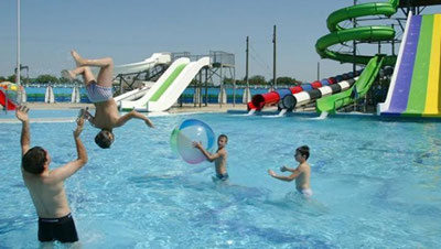 Изрображение 'БРИТАНЕЦ ПОДАЛ В СУД ИЗ-ЗА УПАВШЕГО НА НЕГО УПИТАННОГО МАЛЬЧИКА (ВИДЕО)'